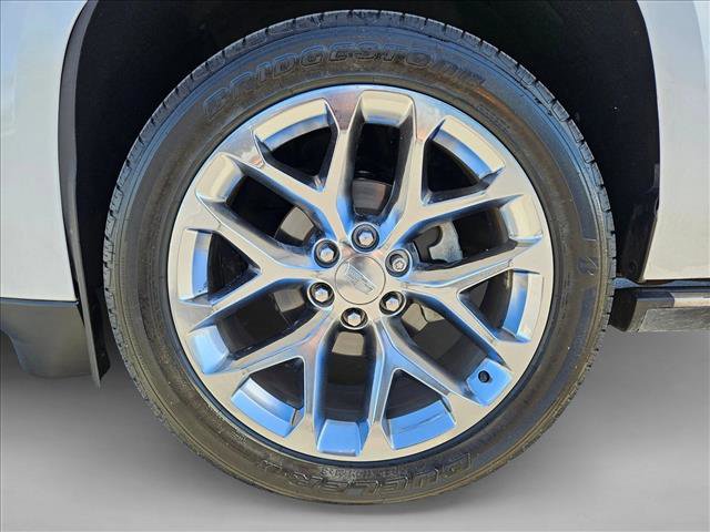 Used 2018 Cadillac Escalade ESV Platinum AWD/4WD image 24