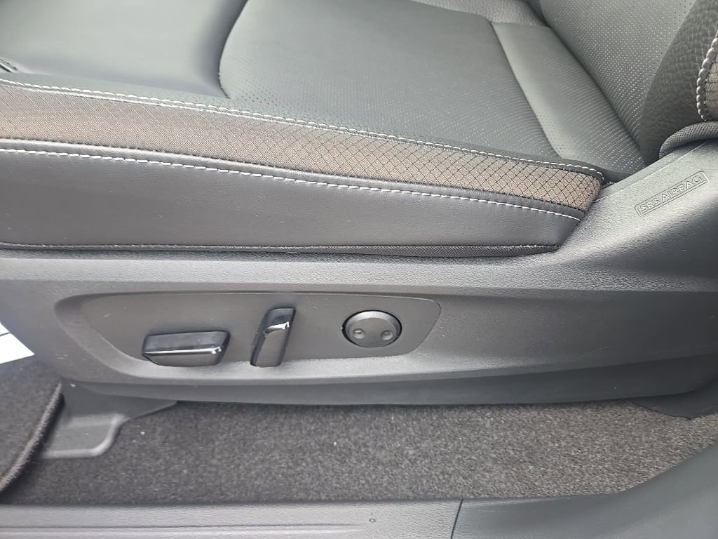 New 2026 Nissan Pathfinder SL image 10