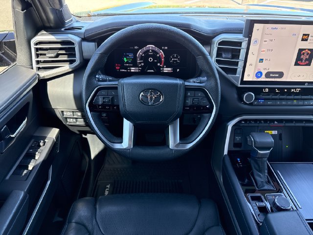 Used 2023 Toyota Tundra Platinum AWD/4WD image 14