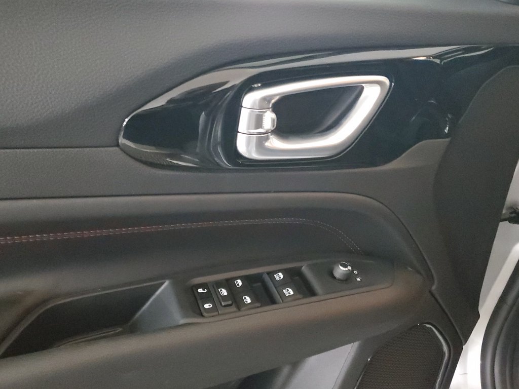 New 2026 Jeep Compass Trailhawk AWD/4WD image 6
