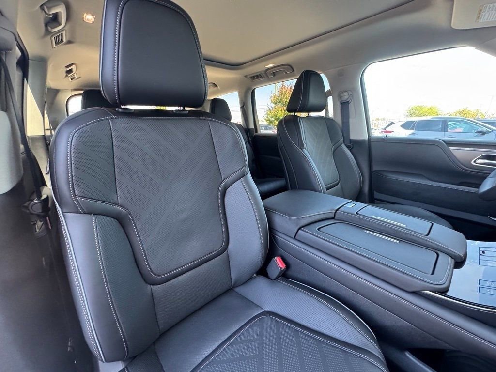 Certified 2026 INFINITI QX80 Luxe w/ Cargo Package image 28