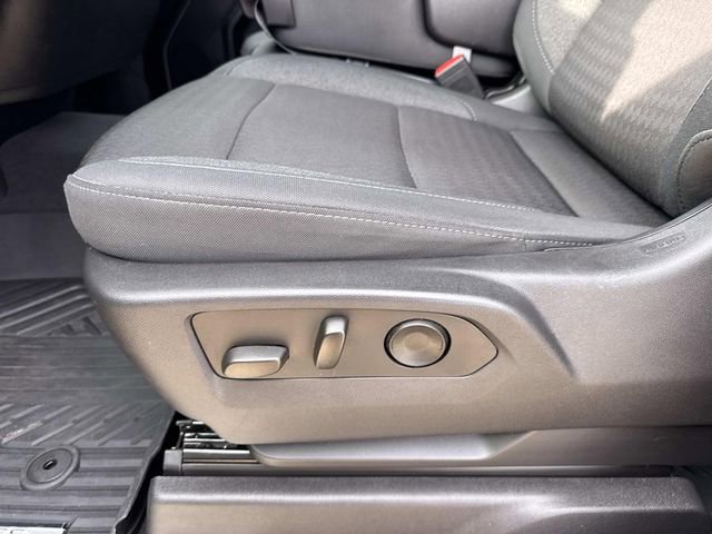 Used 2023 Chevrolet Silverado 1500 LT AWD/4WD image 38