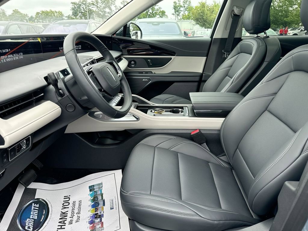 New 2025 Lincoln Nautilus Premier w/ Equipment Group 102A AWD/4WD image 20