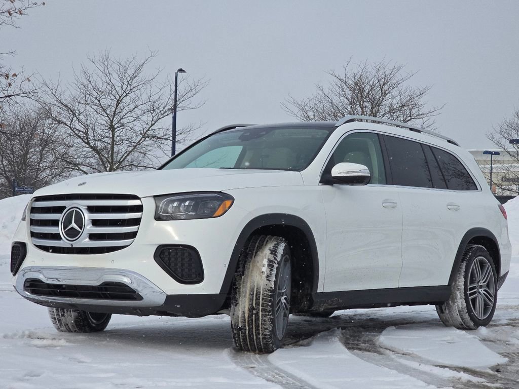 Used 2026 Mercedes-Benz GLS 450 4MATIC image 12