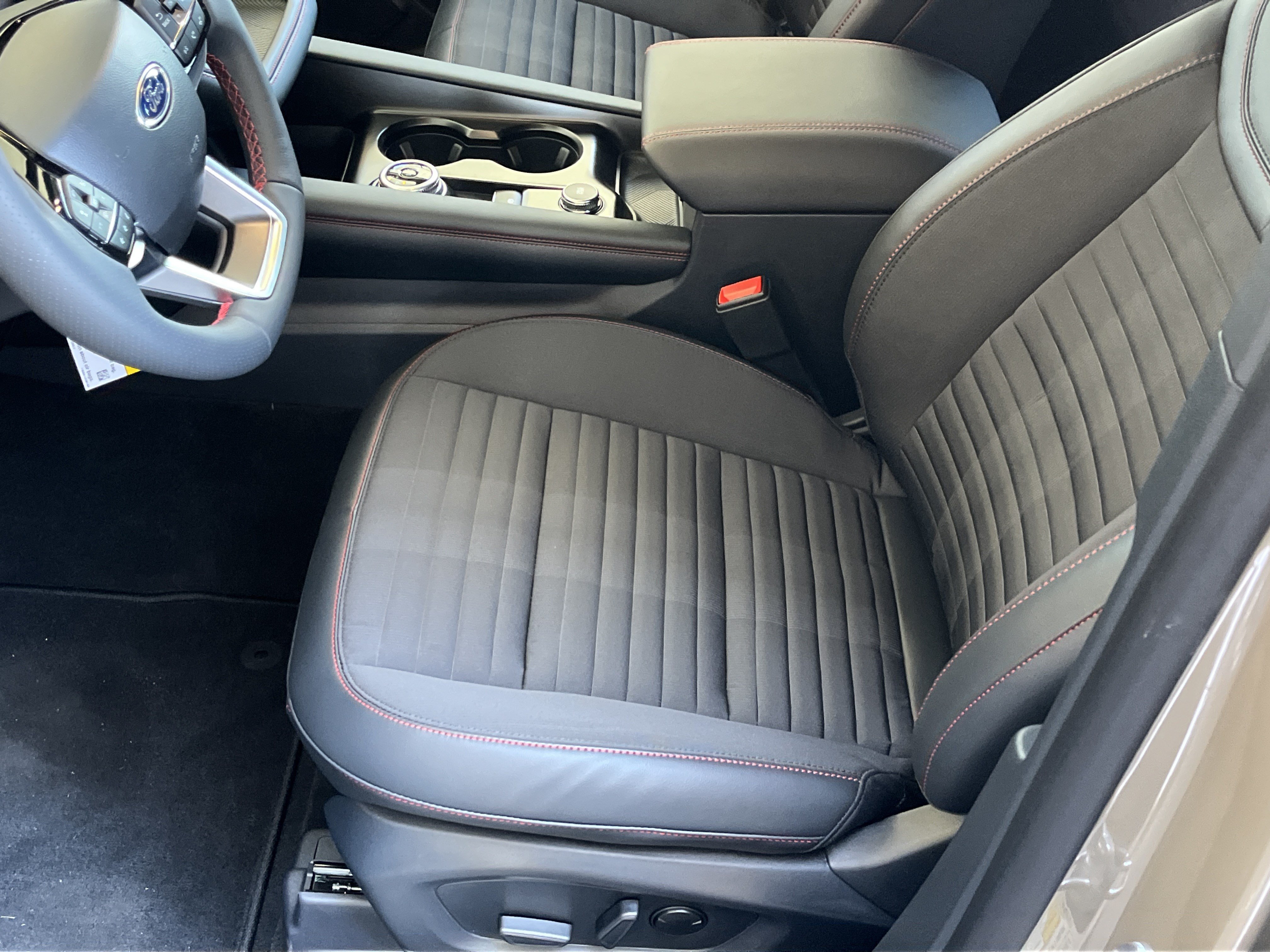 New 2027 Ford Explorer ST-Line RWD image 11