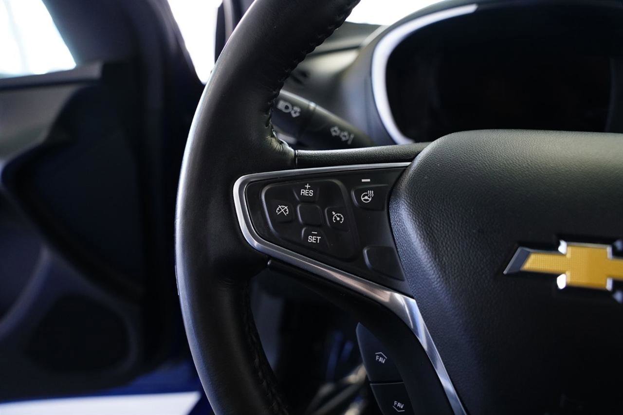 Used 2017 Chevrolet Volt LT w/ Comfort Package image 16