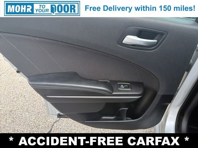 Used 2019 Dodge Charger SXT image 28