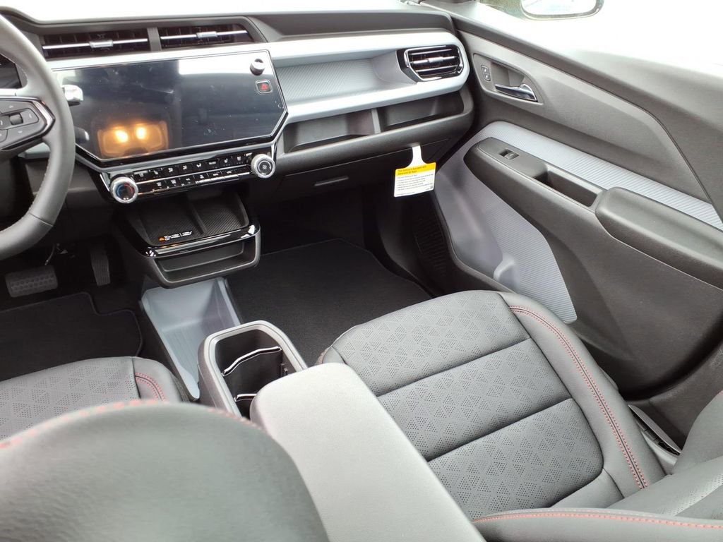 New 2027 Chevrolet Bolt RS w/ Technology Package image 13