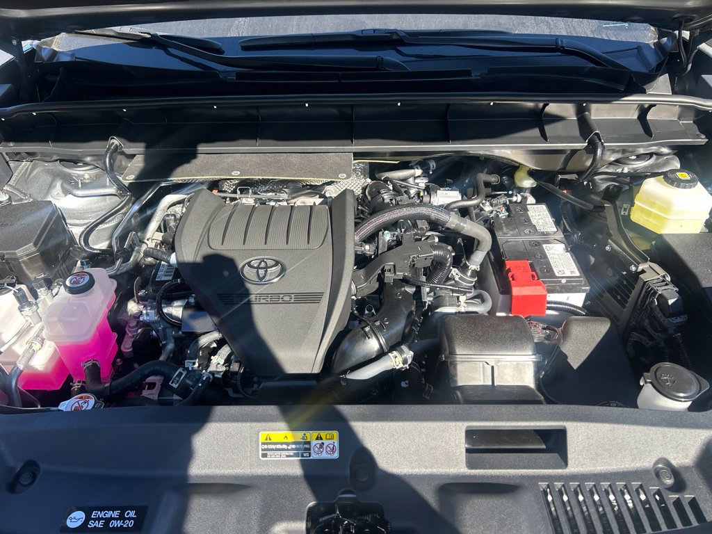 New 2026 Toyota Highlander Platinum AWD/4WD image 25
