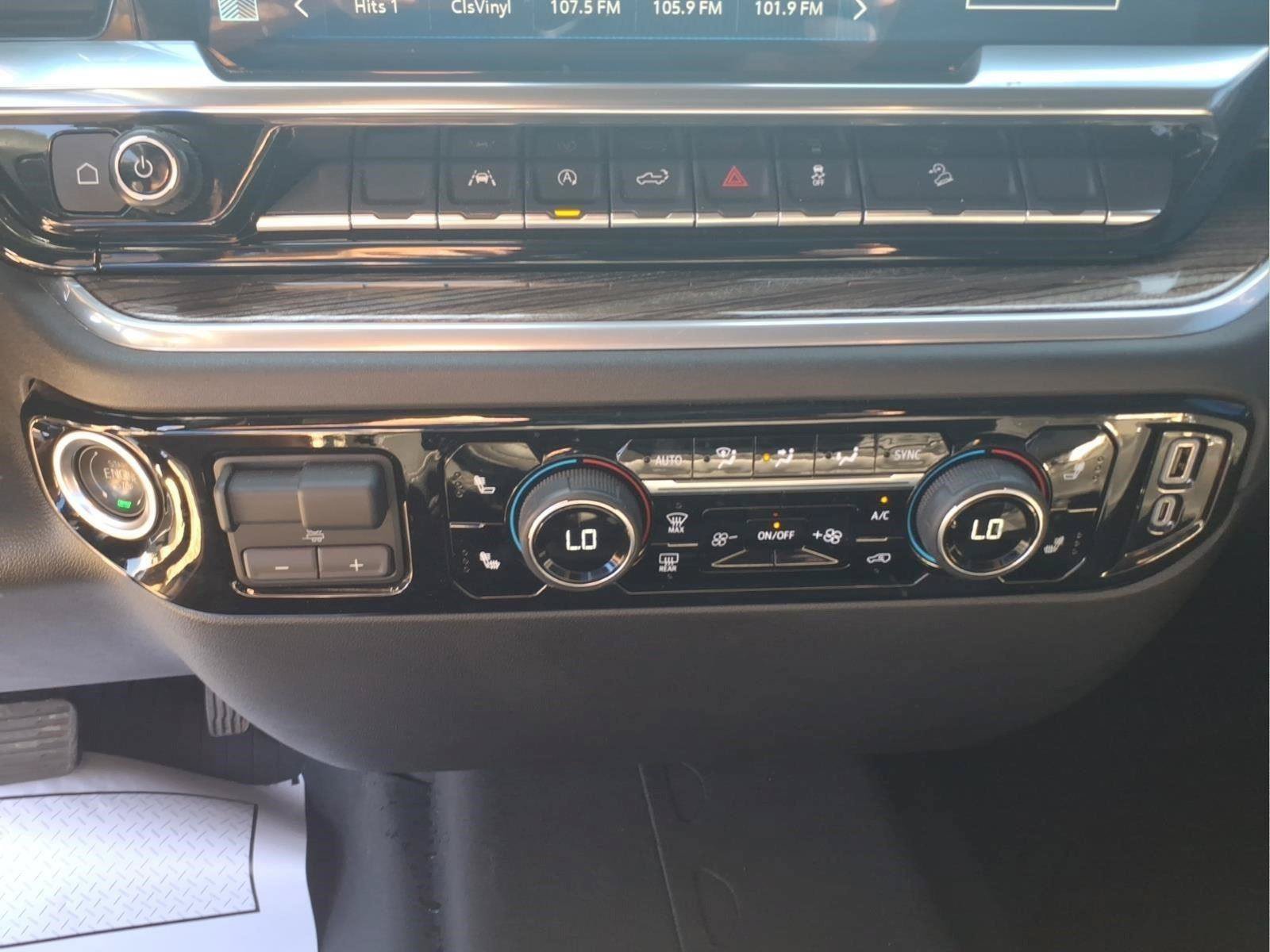 Used 2025 Chevrolet Silverado 1500 LT AWD/4WD image 24
