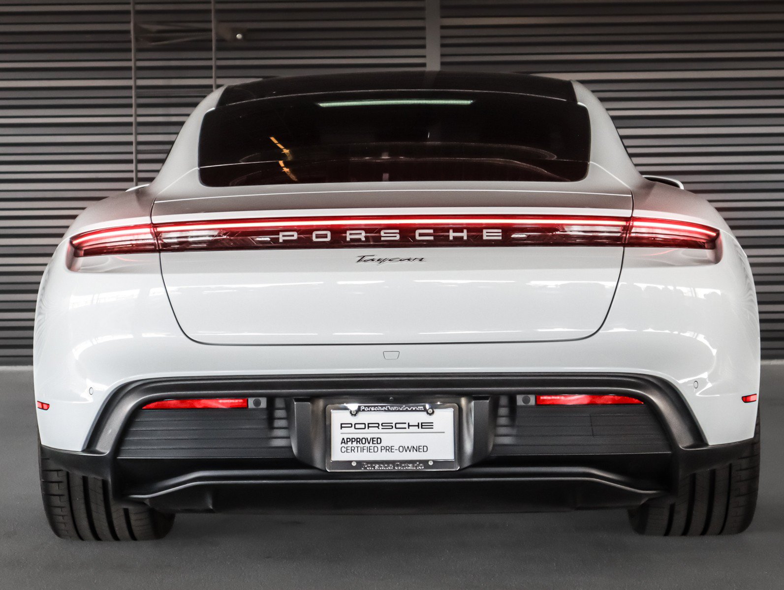 Certified 2023 Porsche Taycan RWD image 9