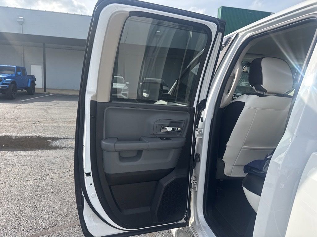 Used 2015 RAM 1500 SLT AWD/4WD image 28