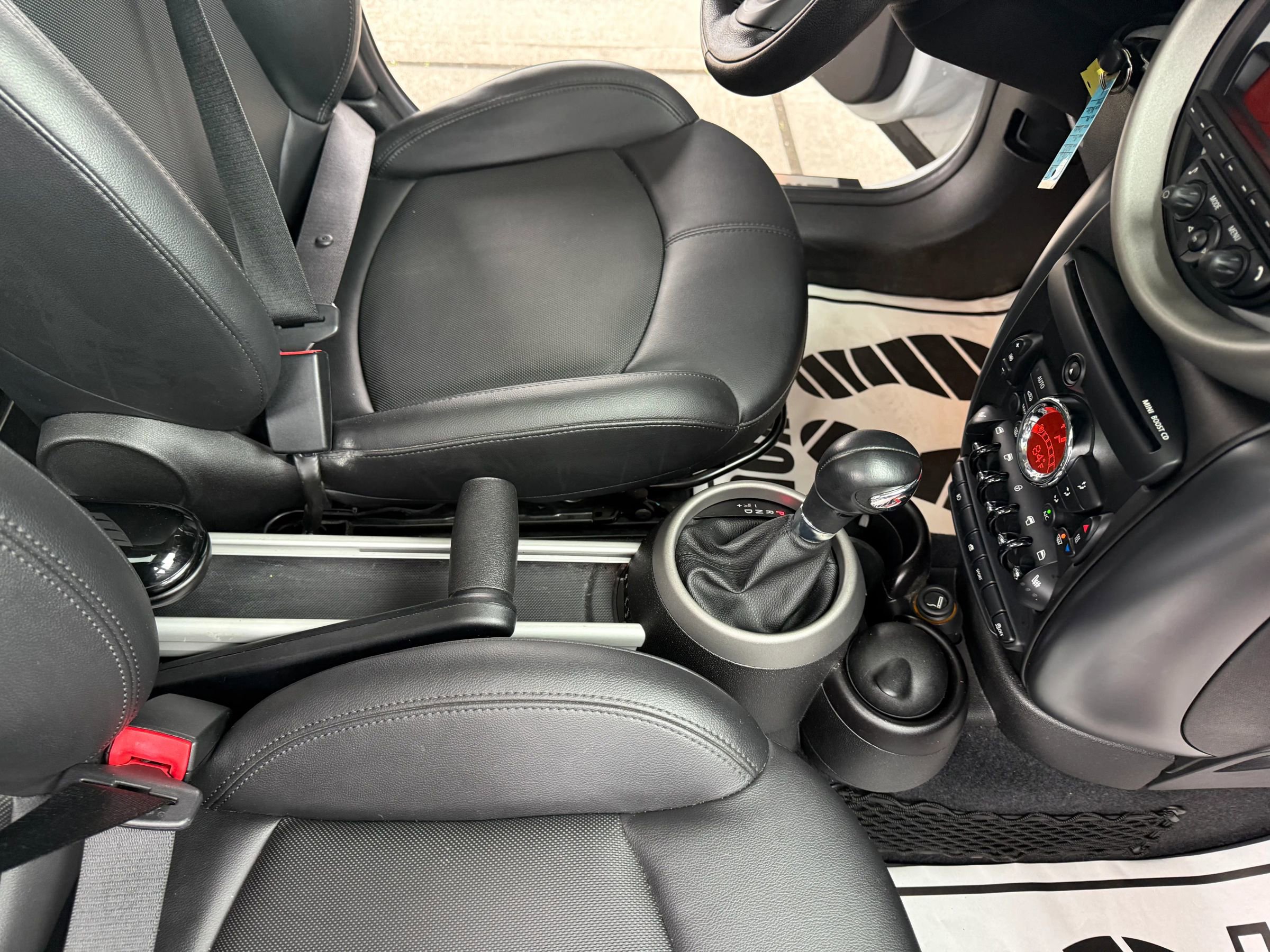 Used 2012 MINI Cooper Countryman S w/ Cold Weather Pkg image 23