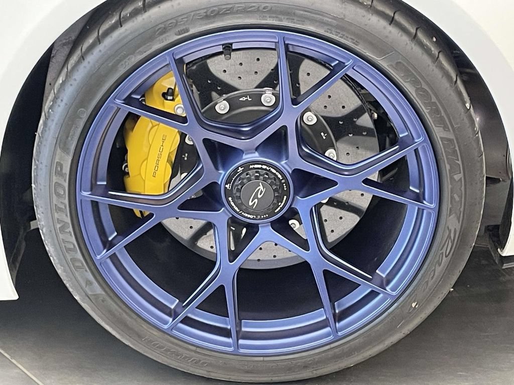 Certified 2025 Porsche 718 Boxster Spyder RS RWD image 12
