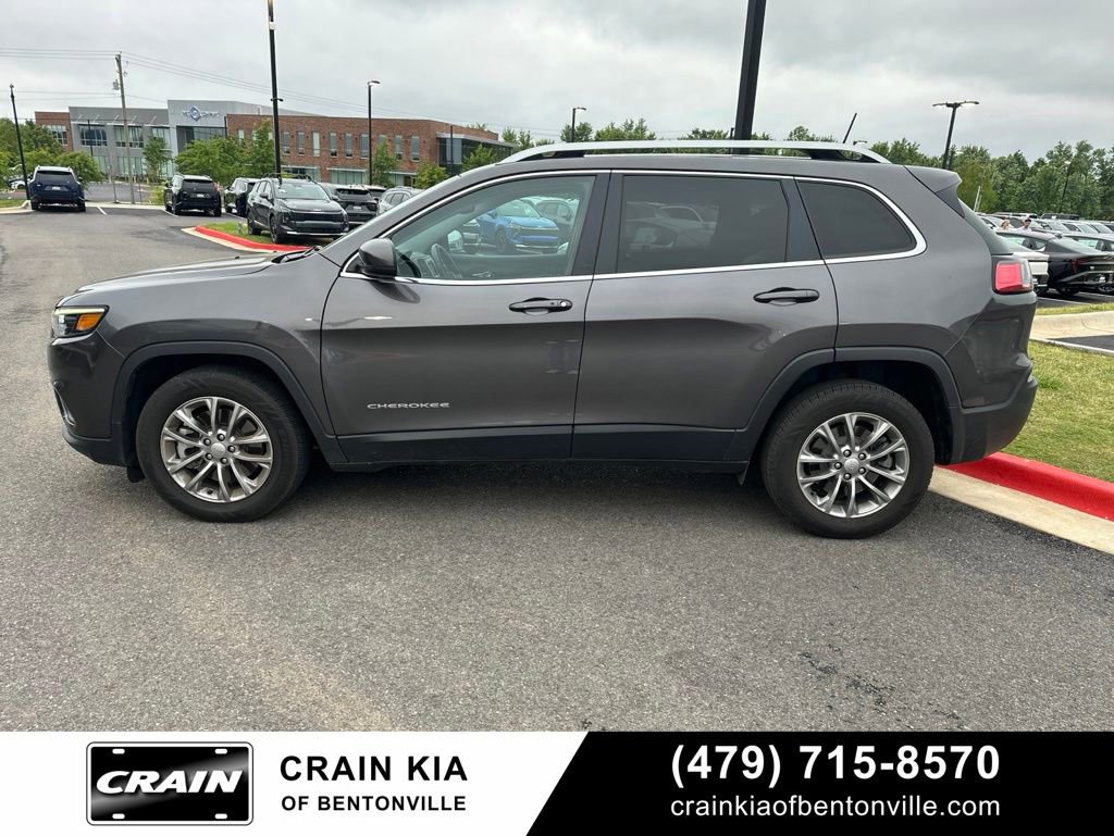 Used 2021 Jeep Cherokee Latitude Lux FWD image 6