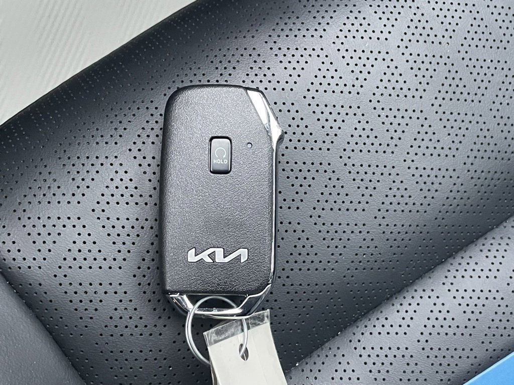 Certified 2023 Kia Sorento EX image 34