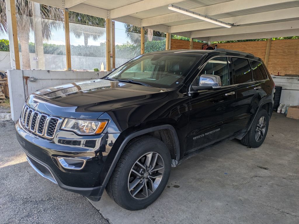 Used 2018 Jeep Grand Cherokee Limited w/ Trailer Tow Group IV image 10