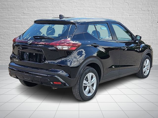 Used 2024 Nissan Kicks S FWD image 4