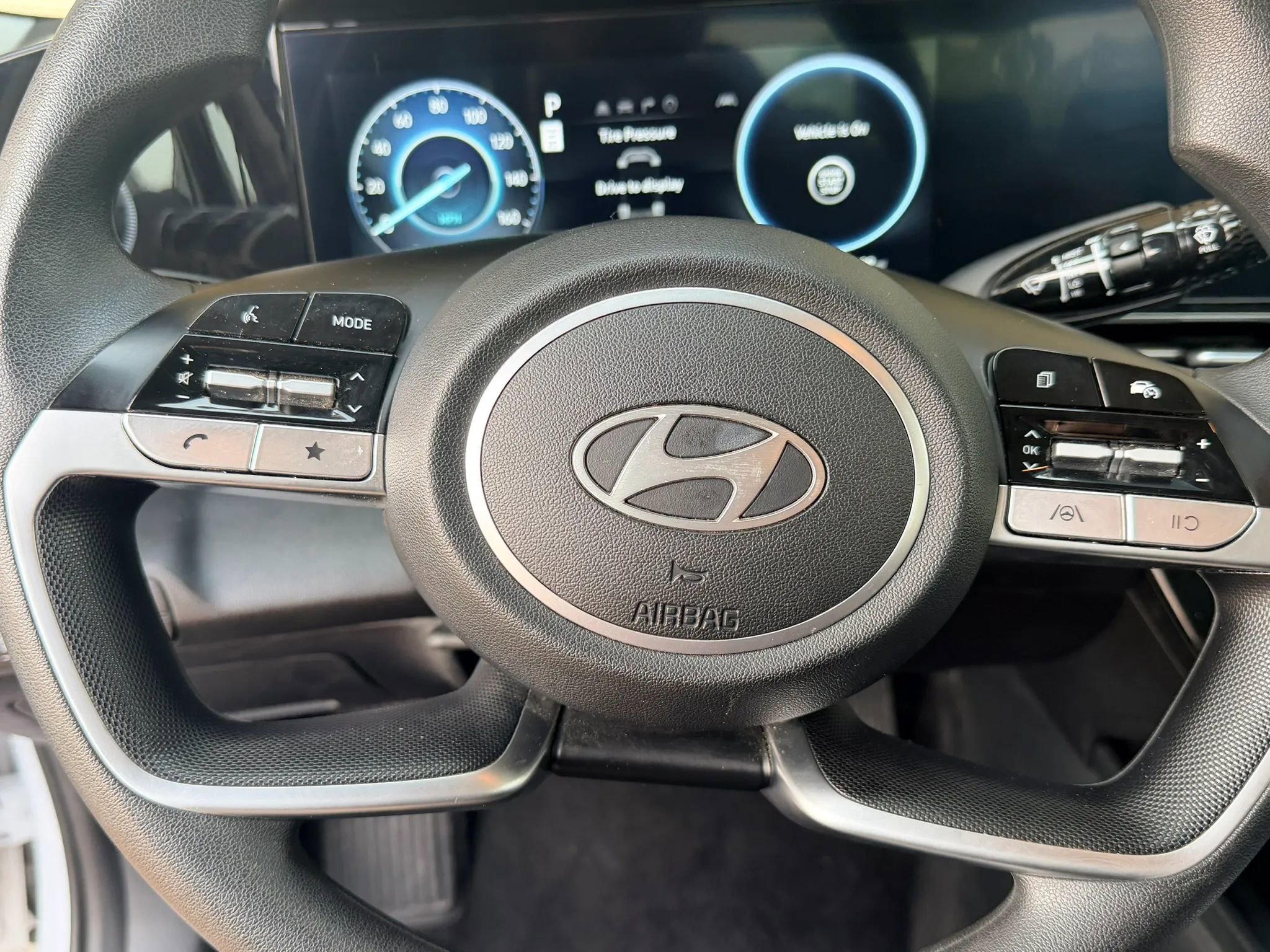 Used 2024 Hyundai Elantra SEL FWD image 19
