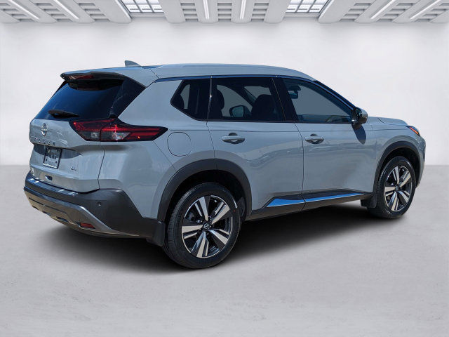 Used 2023 Nissan Rogue SL FWD image 4