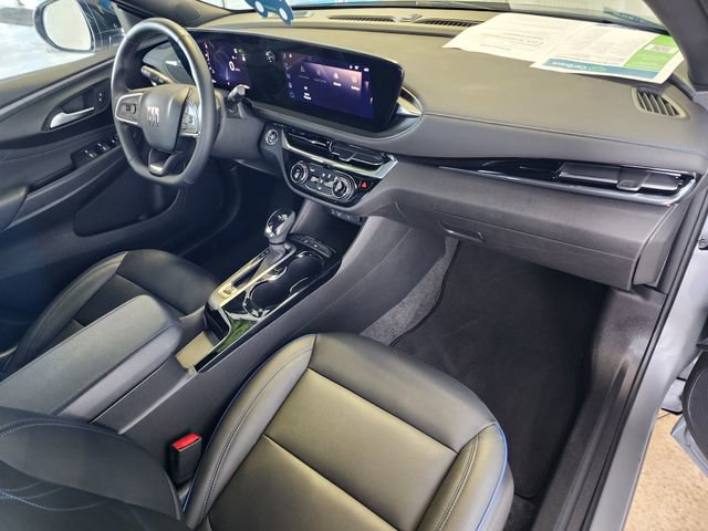 Certified 2025 Buick Envista Sport Touring FWD image 16