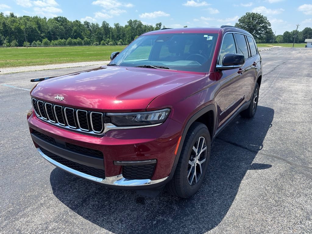 Used 2024 Jeep Grand Cherokee L Limited AWD/4WD image 27