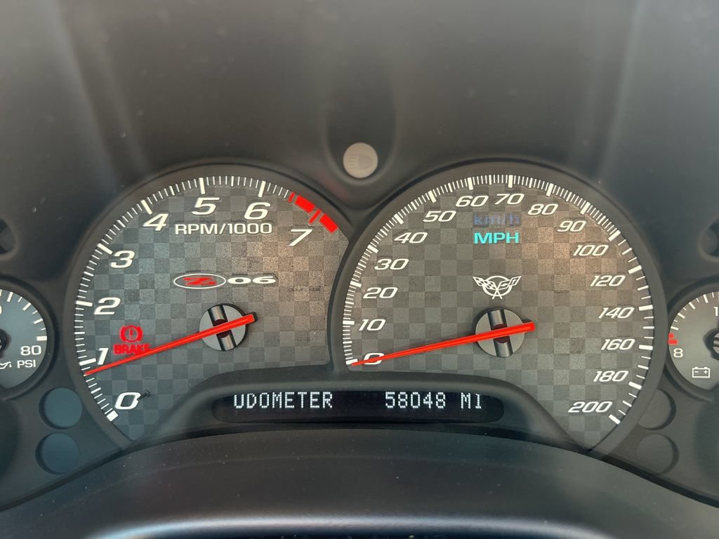 Used 2004 Chevrolet Corvette Z06 w/ Memory Package RWD image 3