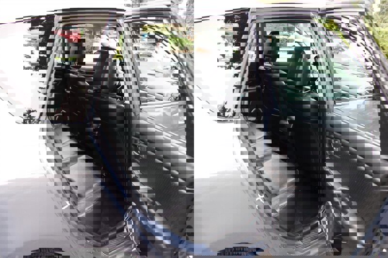 Used 2008 MAZDA MAZDA3 s Grand Touring image 6