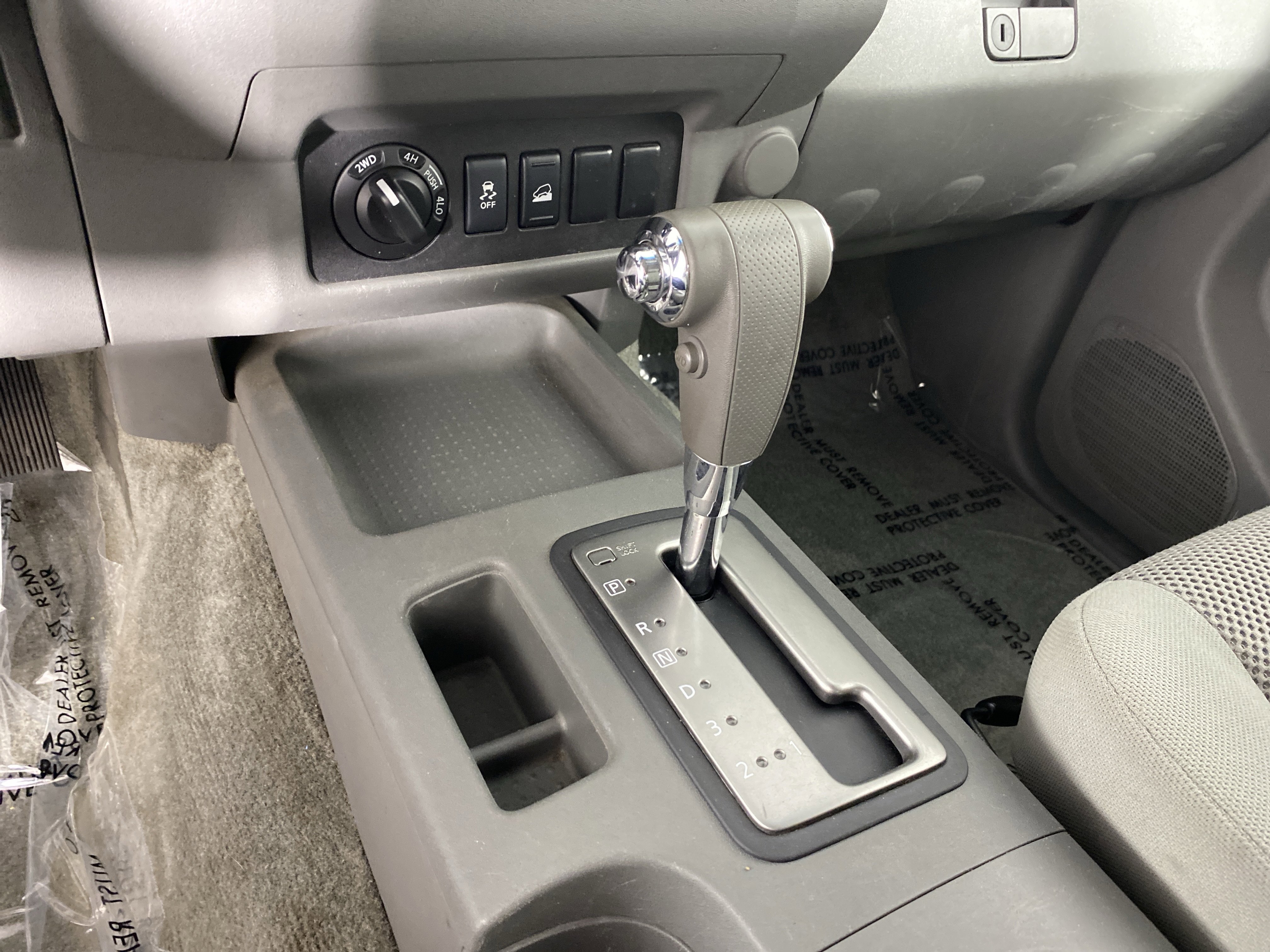 Used 2012 Nissan Frontier S AWD/4WD image 22