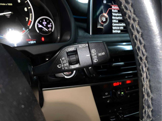 Used 2015 BMW X5 xDrive50i AWD/4WD image 29