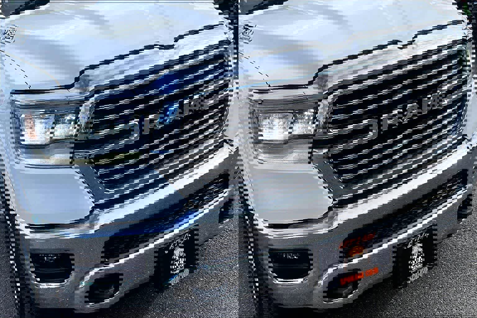 Used 2021 RAM 1500 Laramie w/ Off Road Group image 33