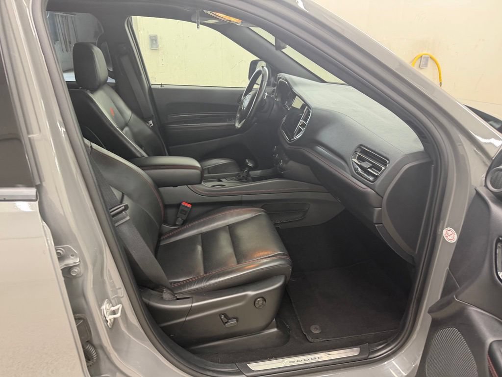Used 2025 Dodge Durango GT AWD/4WD image 12