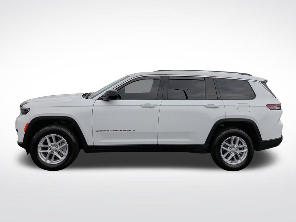 Used 2024 Jeep Grand Cherokee L Laredo AWD/4WD image 13