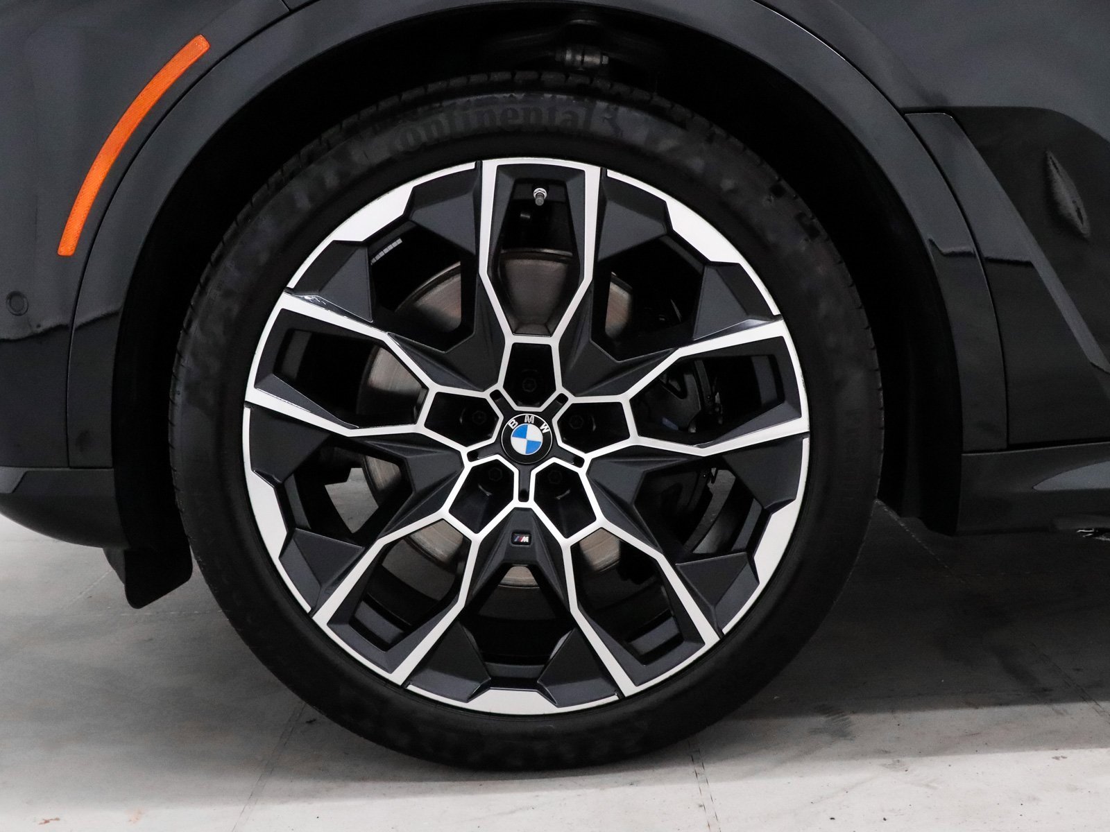 Used 2026 BMW X7 M60i image 5