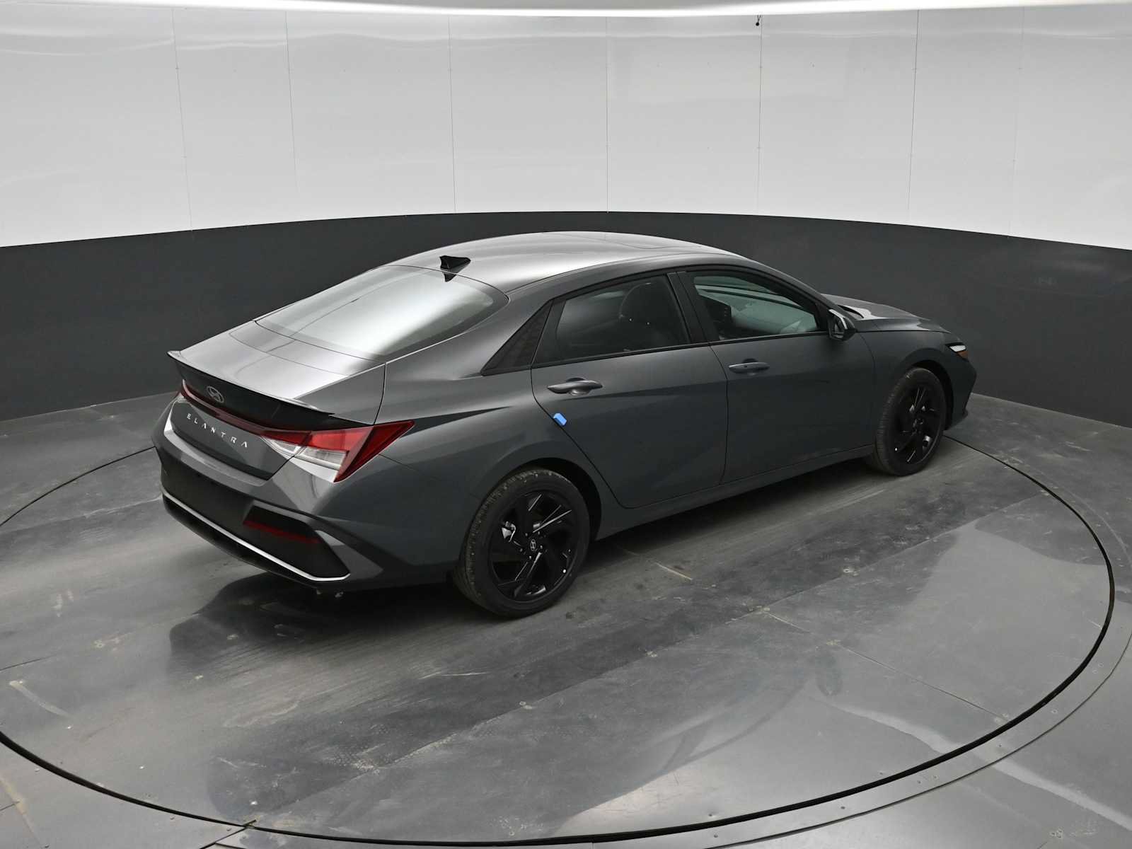 New 2026 Hyundai Elantra SEL Sport FWD image 33