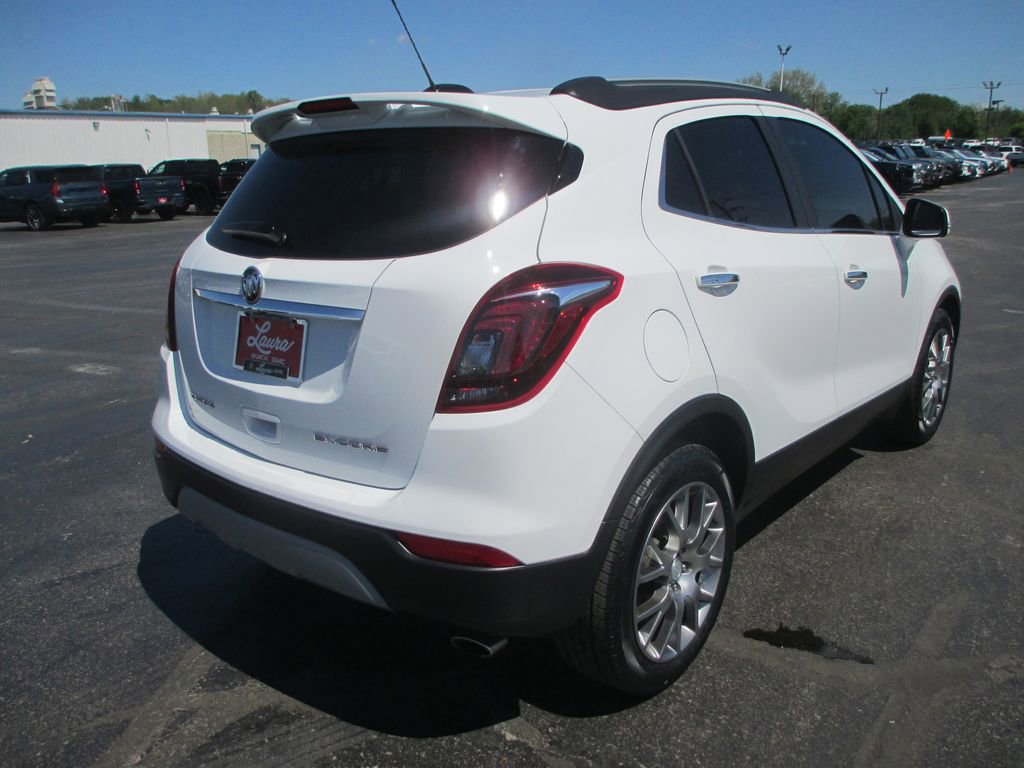 Used 2018 Buick Encore Sport Touring image 6