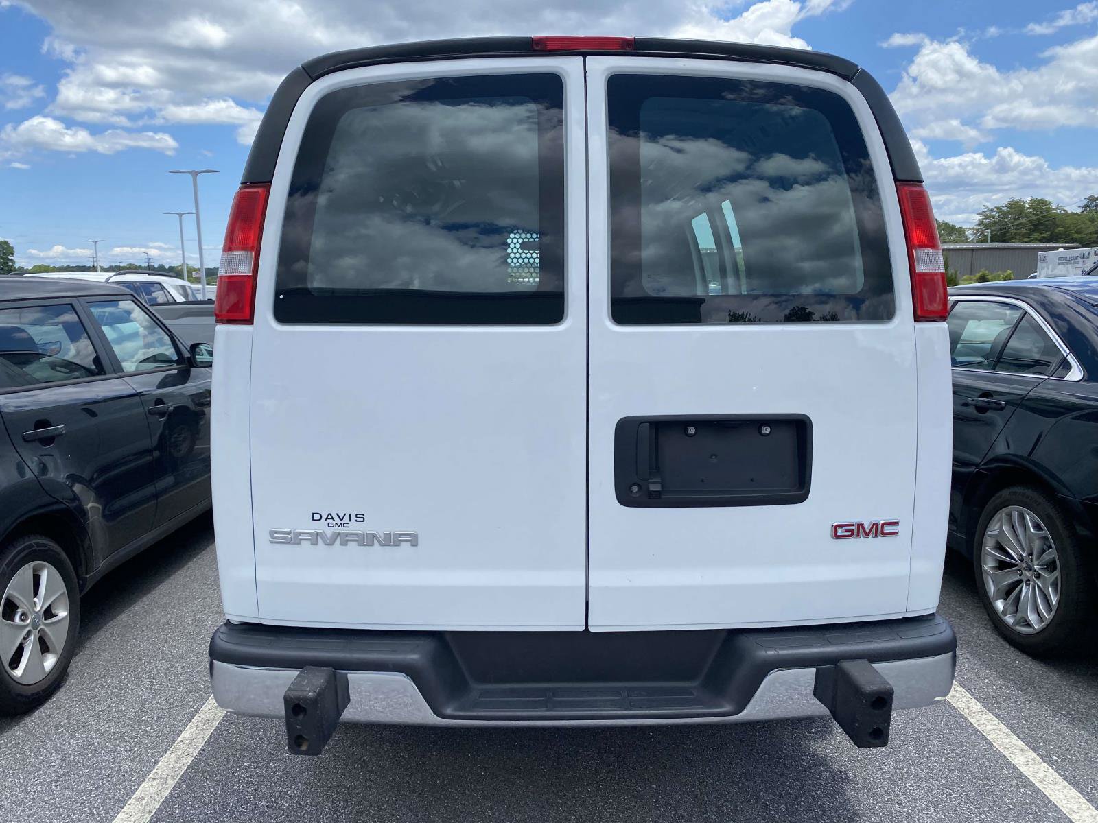 Used 2024 GMC Savana 2500 w/ Driver Convenience Package RWD image 6