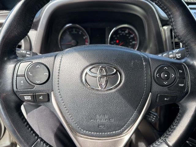 Used 2018 Toyota RAV4 SE w/ Power Extra Value Package image 2