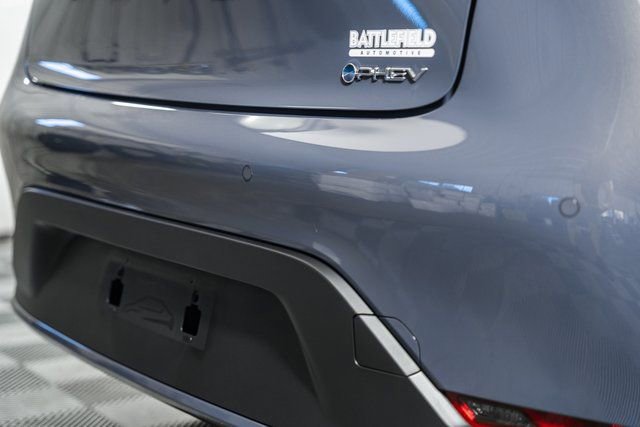 New 2026 Toyota Prius Plug-In Hybrid FWD image 8