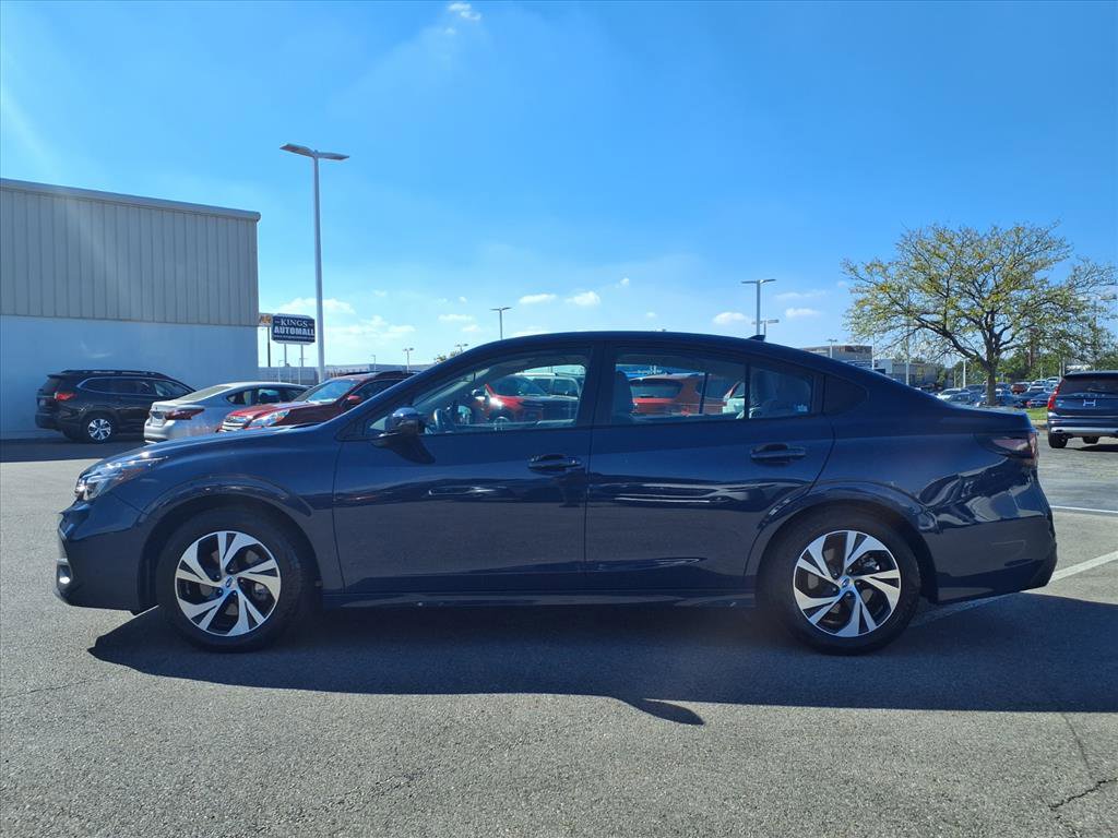 Used 2024 Subaru Legacy Premium image 3