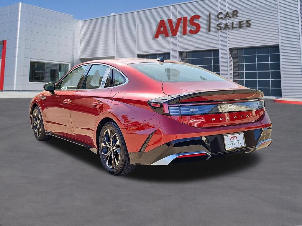 Used 2025 Hyundai Sonata SEL FWD image 9