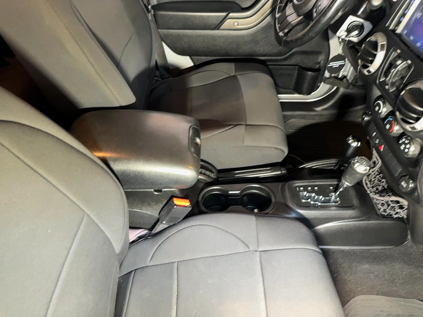 Used 2013 Jeep Wrangler Unlimited Sport AWD/4WD image 56