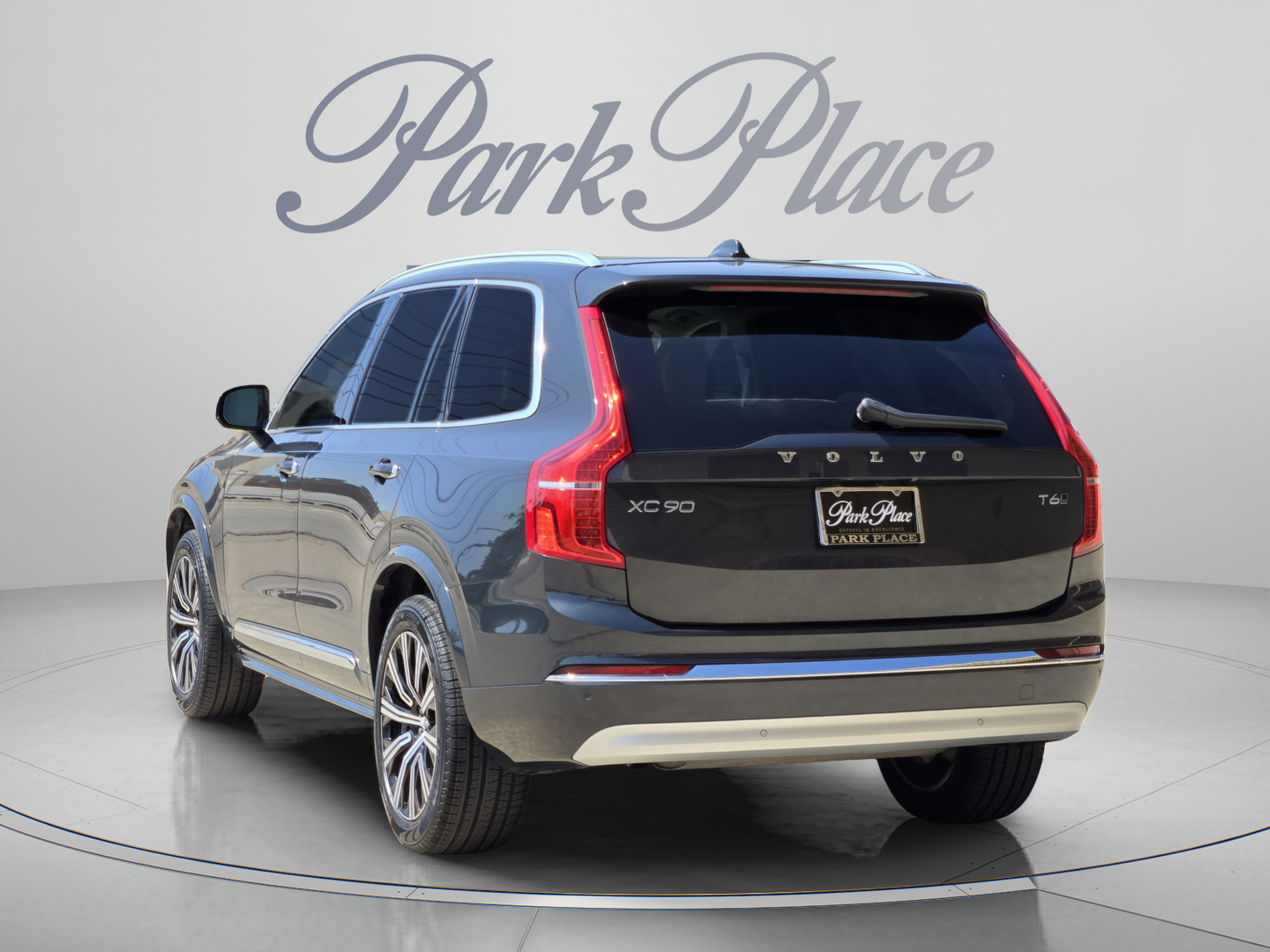 Certified 2022 Volvo XC90 T6 Inscription AWD/4WD image 3