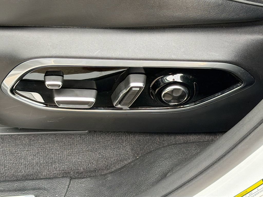 Used 2021 Jeep Grand Cherokee L Overland w/ Luxury Tech Group IV image 29