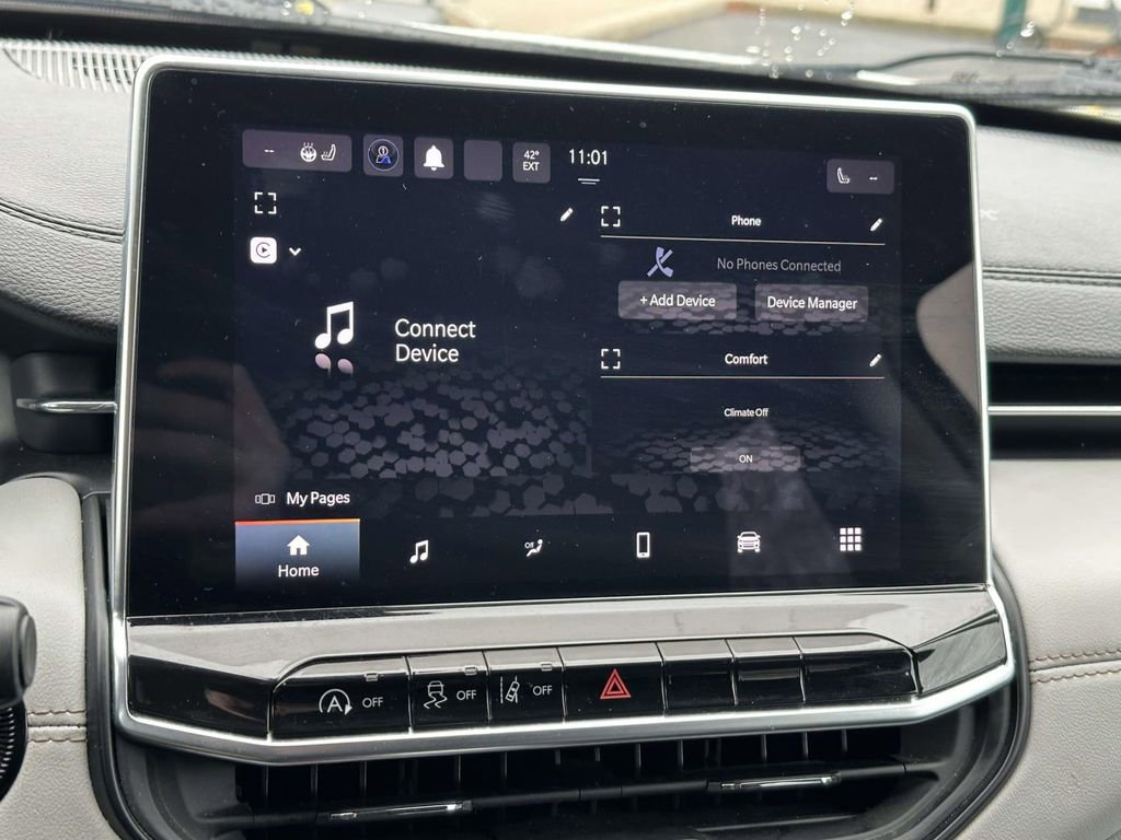 Used 2022 Jeep Compass Limited image 25