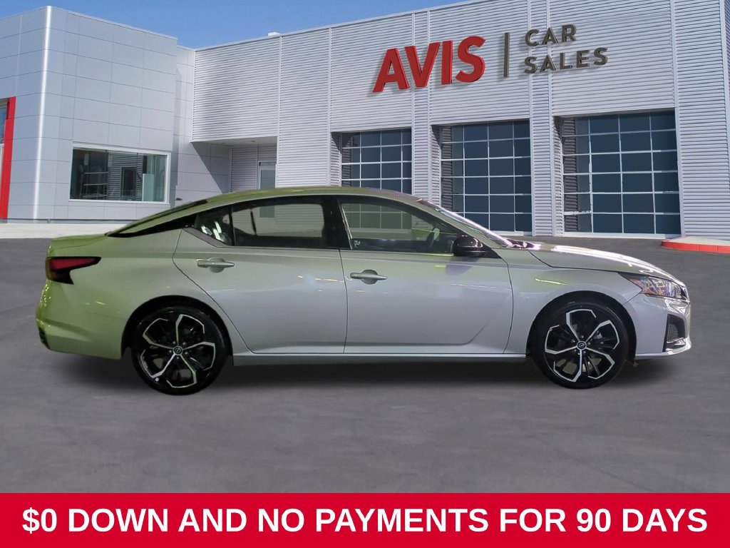 Used 2025 Nissan Altima 2.5 SR FWD image 5