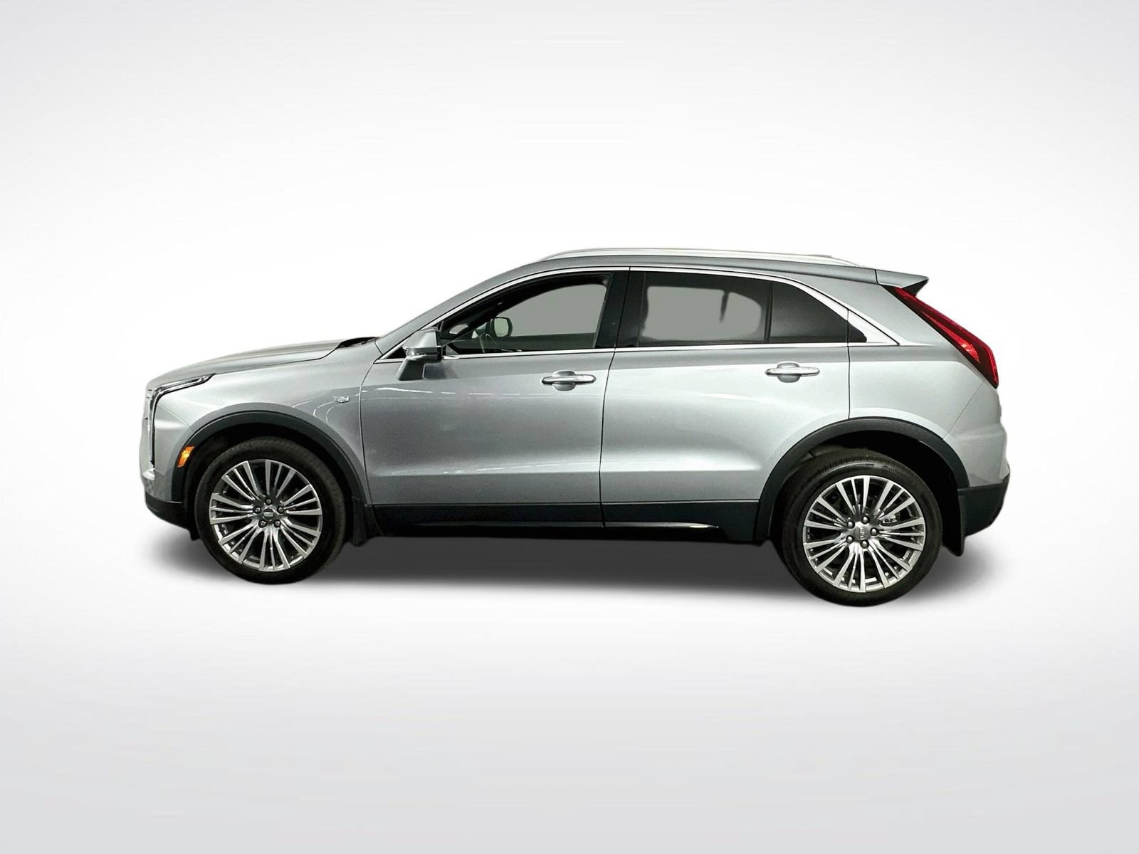 Used 2024 Cadillac XT4 Premium Luxury w/ Technology Package AWD/4WD image 5
