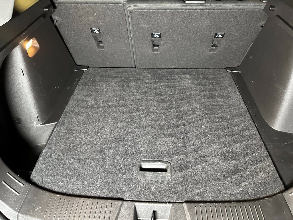 Used 2025 Chevrolet Trax LS w/ LS Convenience Package image 21