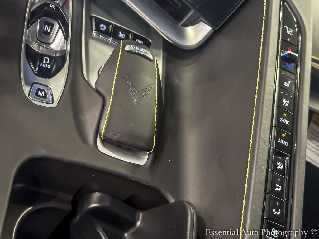 Used 2024 Chevrolet Corvette Stingray Premium Conv w/ Z51 Performance Package image 19