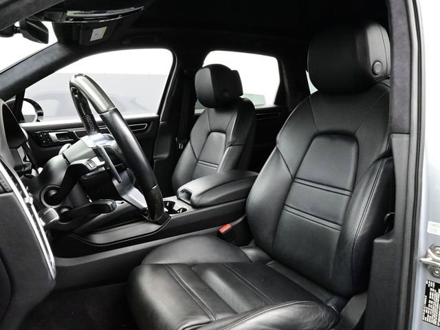 Certified 2021 Porsche Cayenne GTS w/ Premium Package Plus image 5